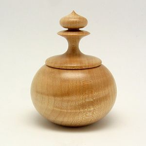 Curly maple snap lid box....