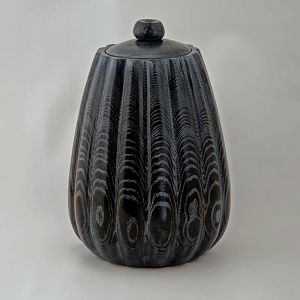 Fluted Ash Urn 5247