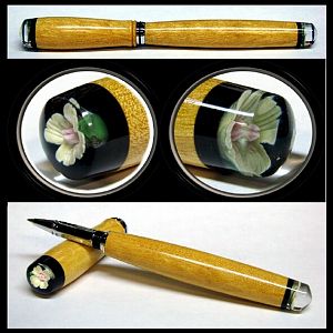 Double closed-end pen with DoHickey's