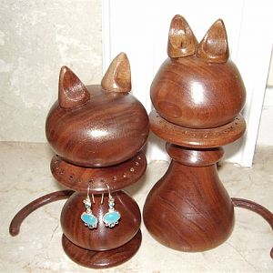 Kitty Earring Stands