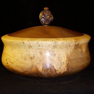 Lidded box with glass bead knob