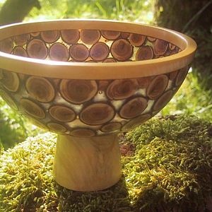 Yew & resin footed bowl