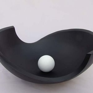 Contemporary bowl in black