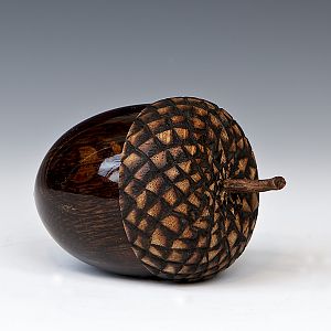 Lidded Acorn Box: A Real Nut Case