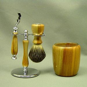 Pecan Shaving Set