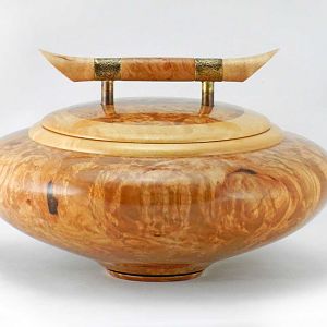 Maple_Burl_Vessel1