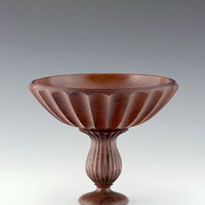 Pedestal Dish