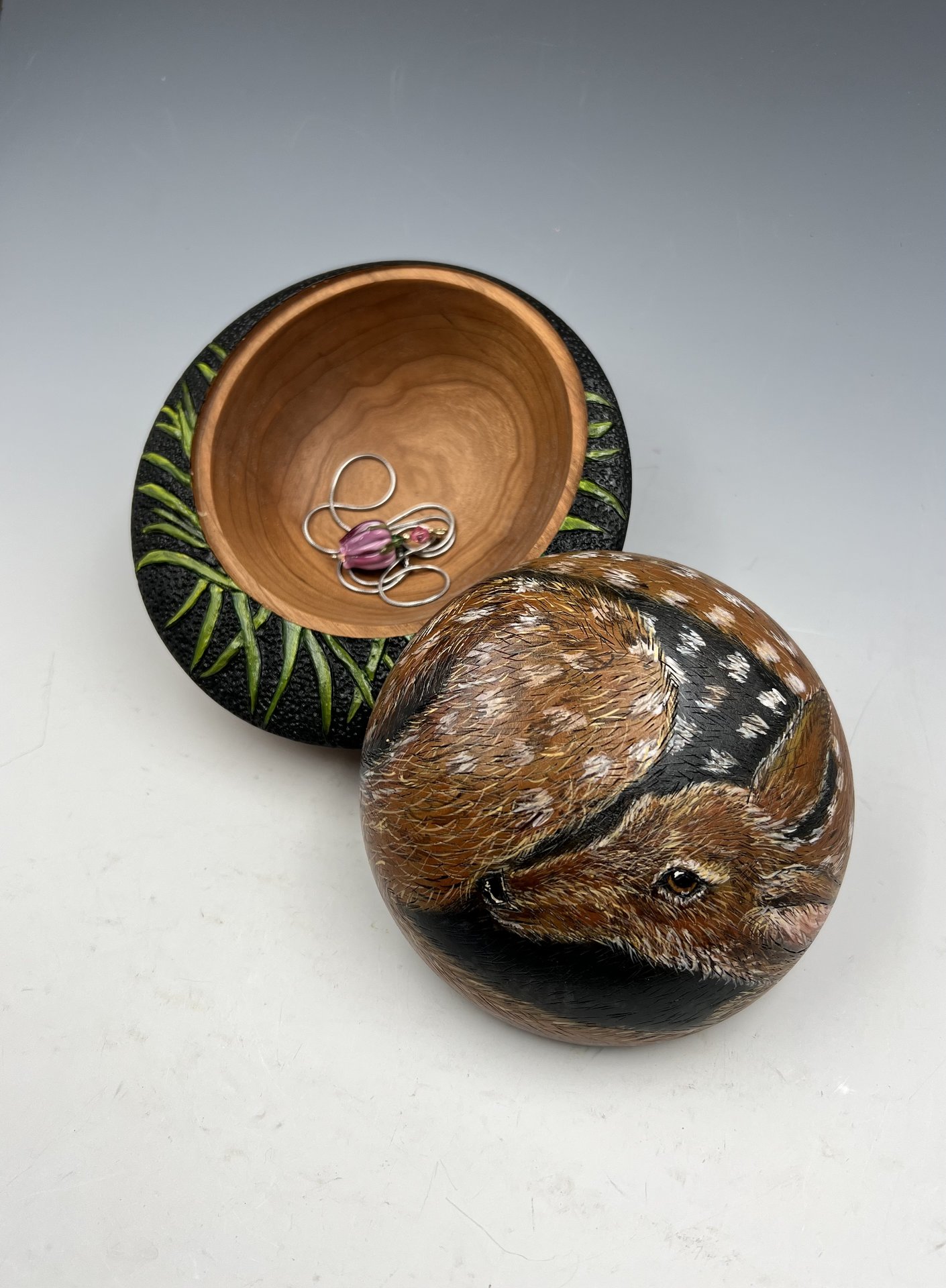 “Deer-box” off-center turning with lid taken off