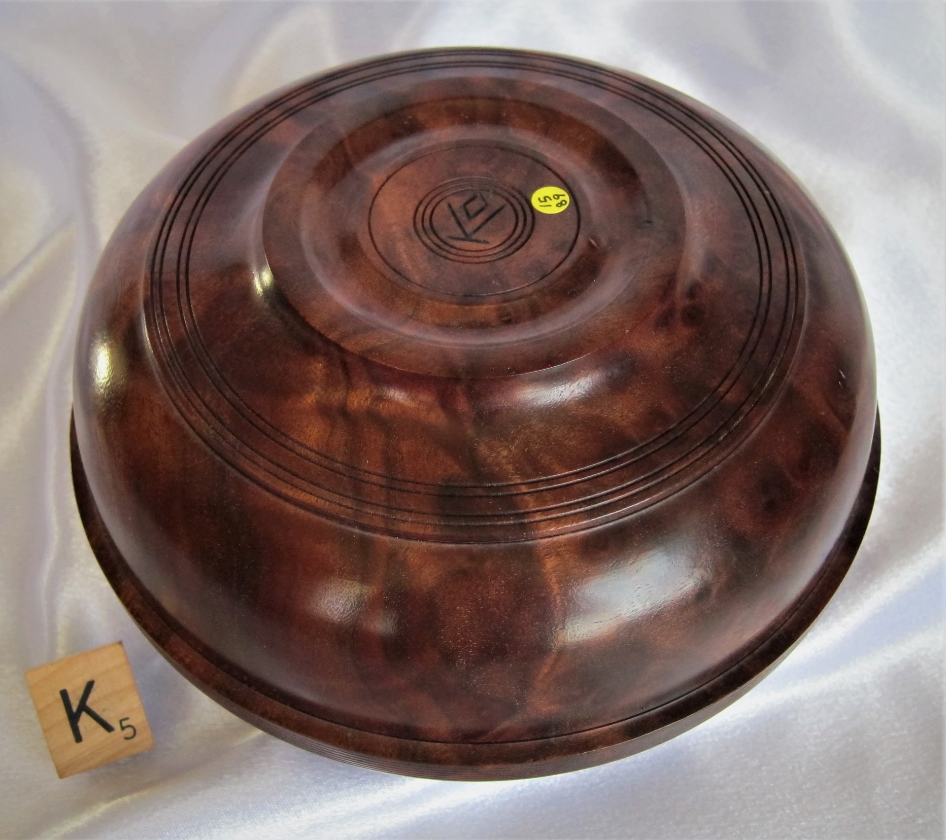 1589 Camphor burl.