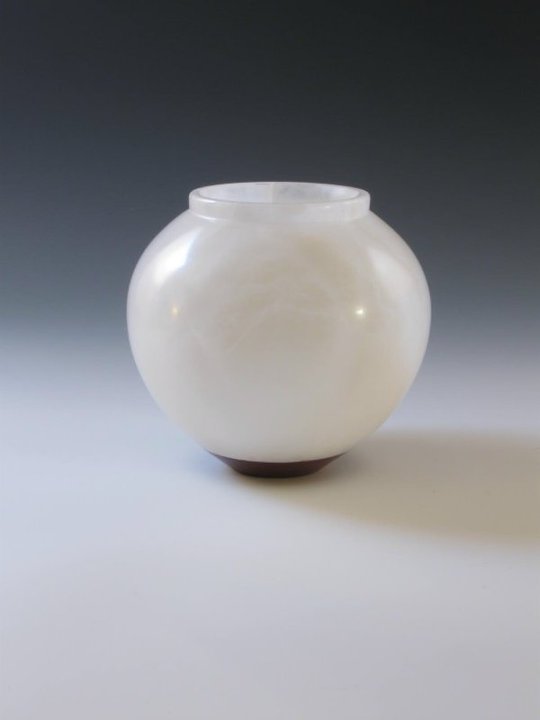 Alabaster hollow form