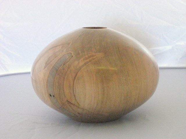 Ambrosia Maple Hollow Form 6"x 7"