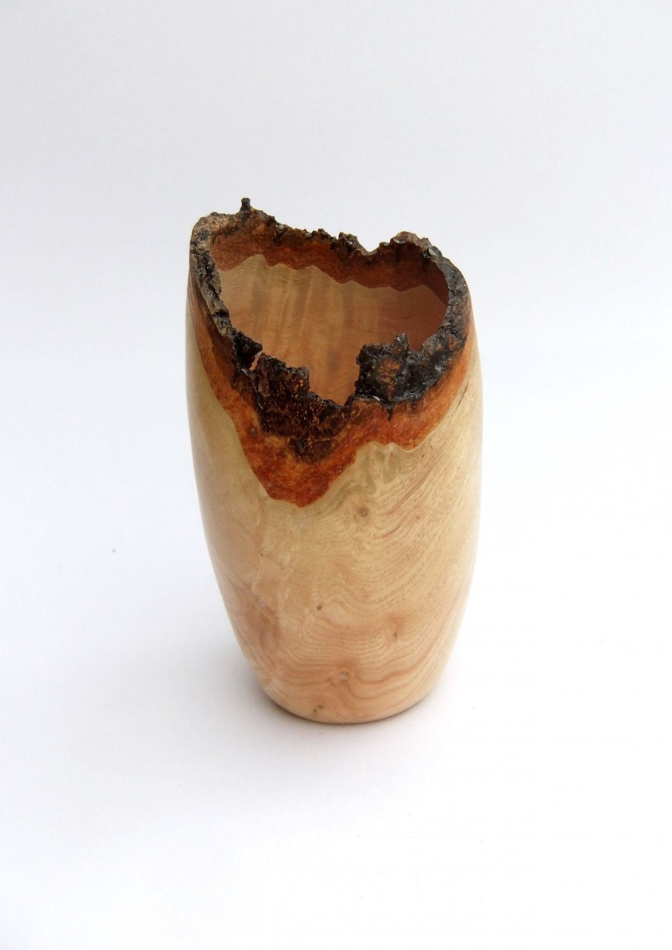 Ash Vase