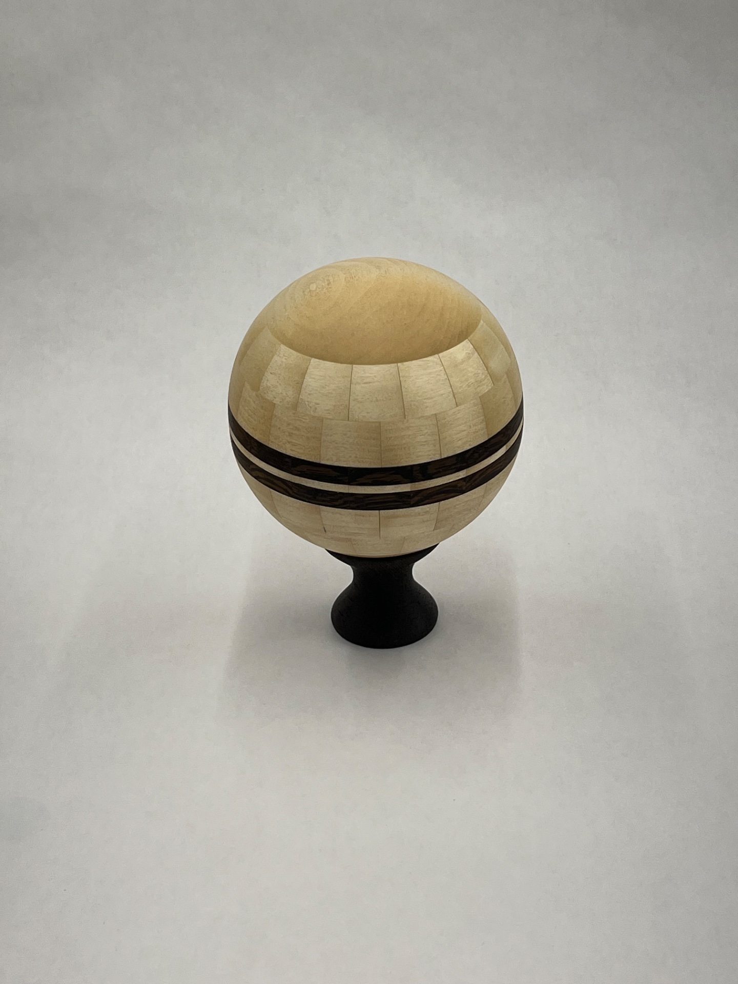 Aspen and Wenge Sphere box