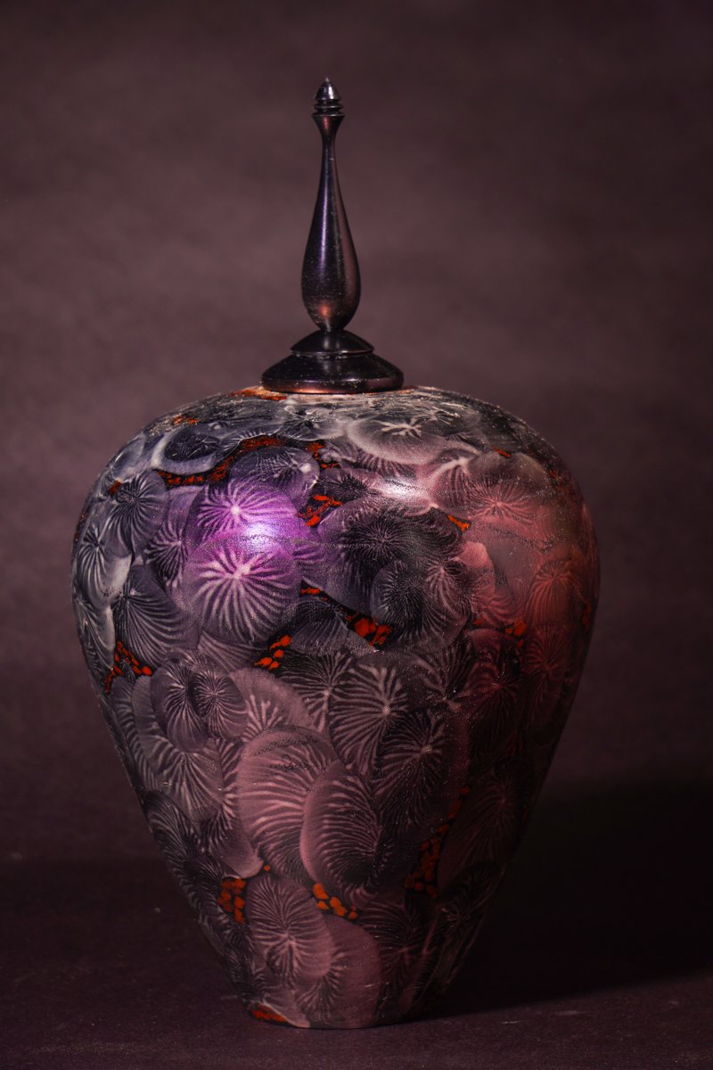 Balloon colored vessel