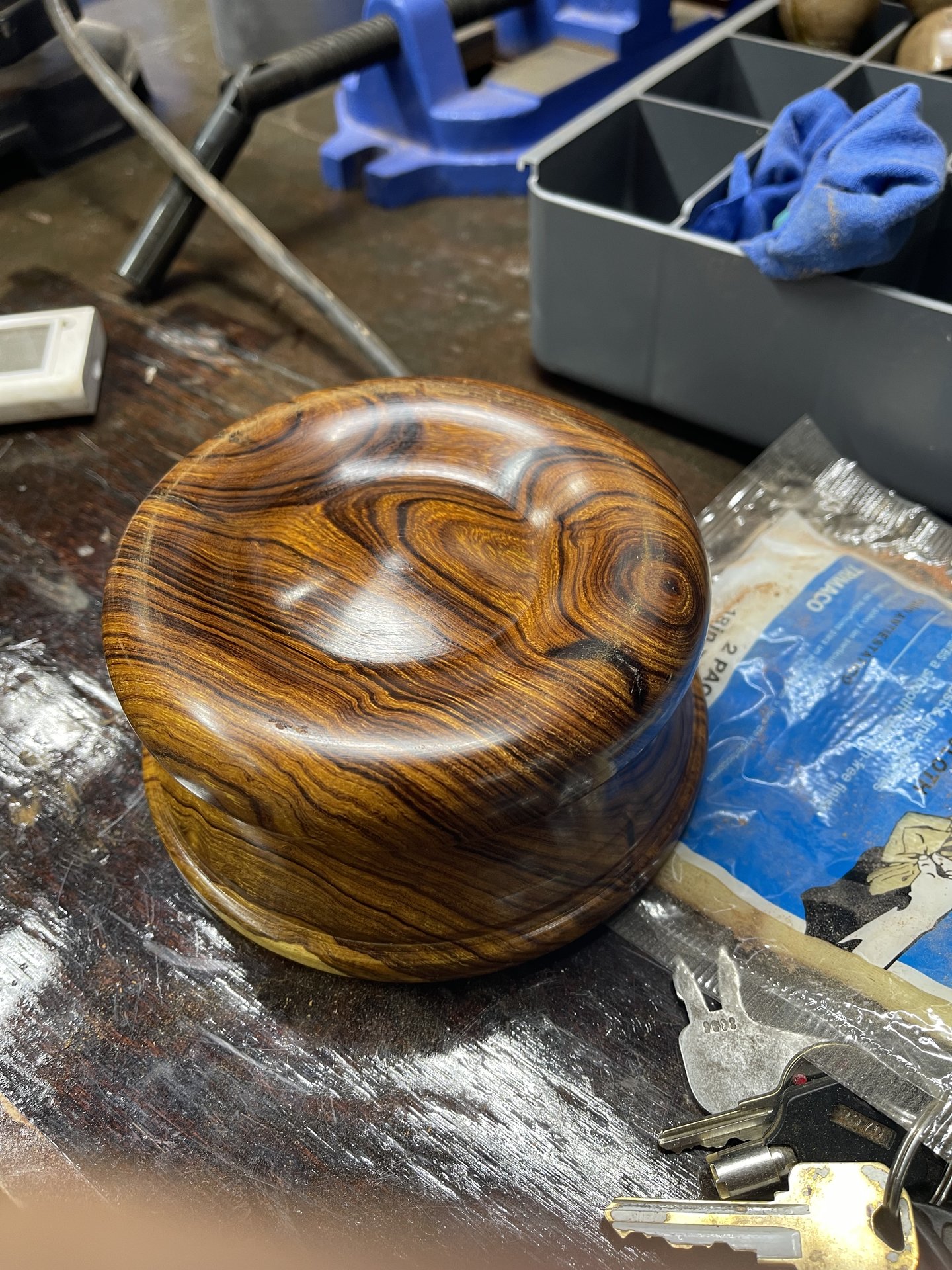 Bottom using my vacuum headstock
