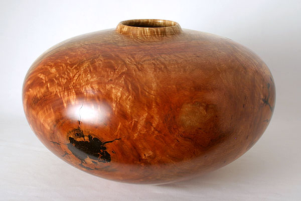 Carob hollow vessel