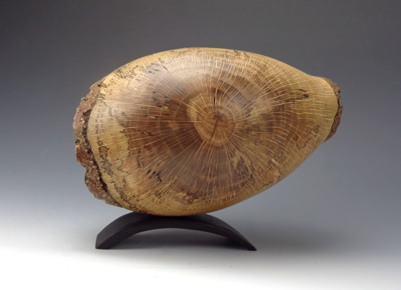 Chinkapin Oak Vessel on Stand 1