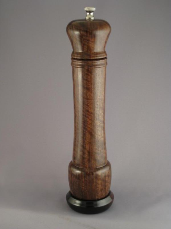 Claro Walnut Pepper Mill