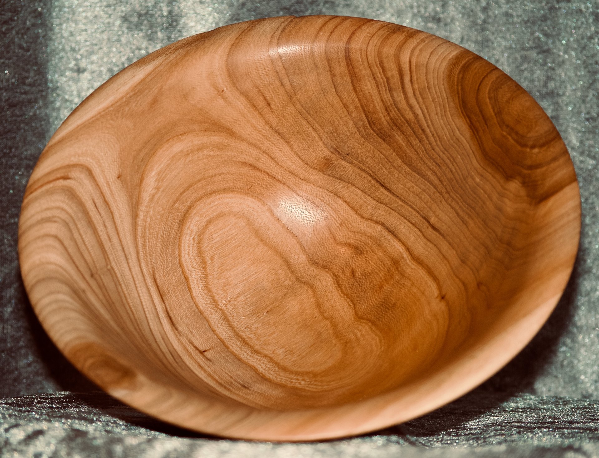 Double Ogee Pecan Bowl
