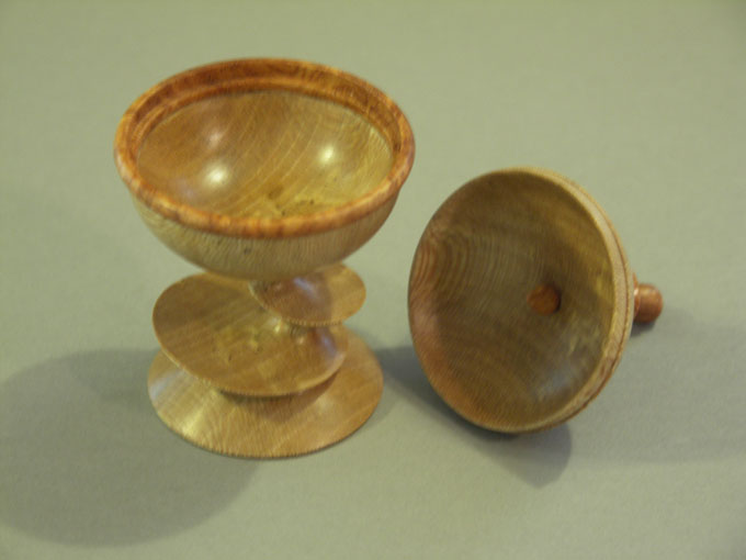 eccentric ring box