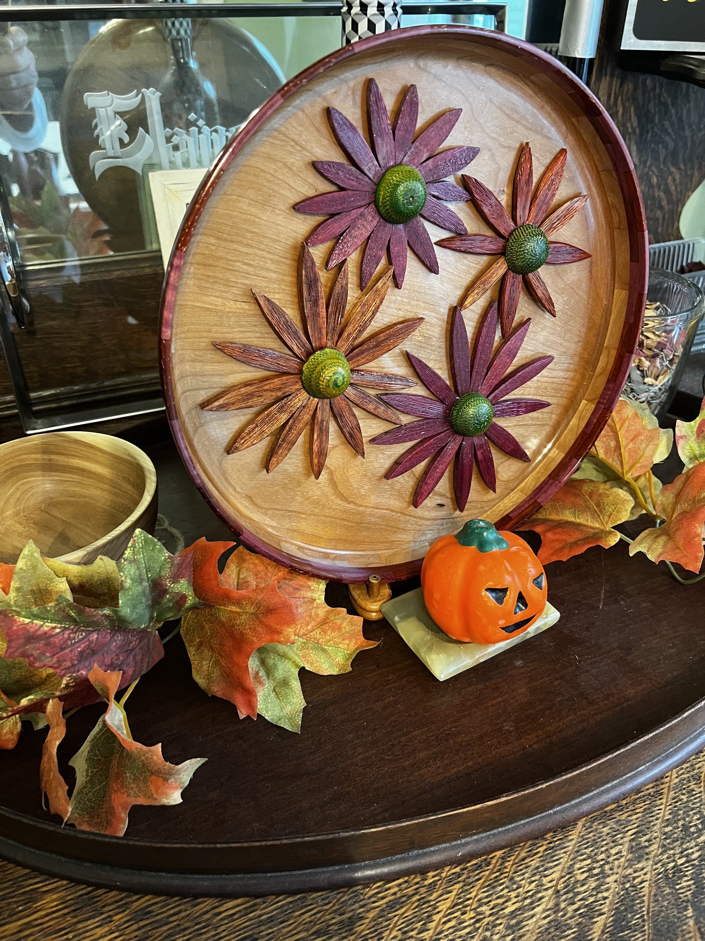 Fall flower dish wall hanging