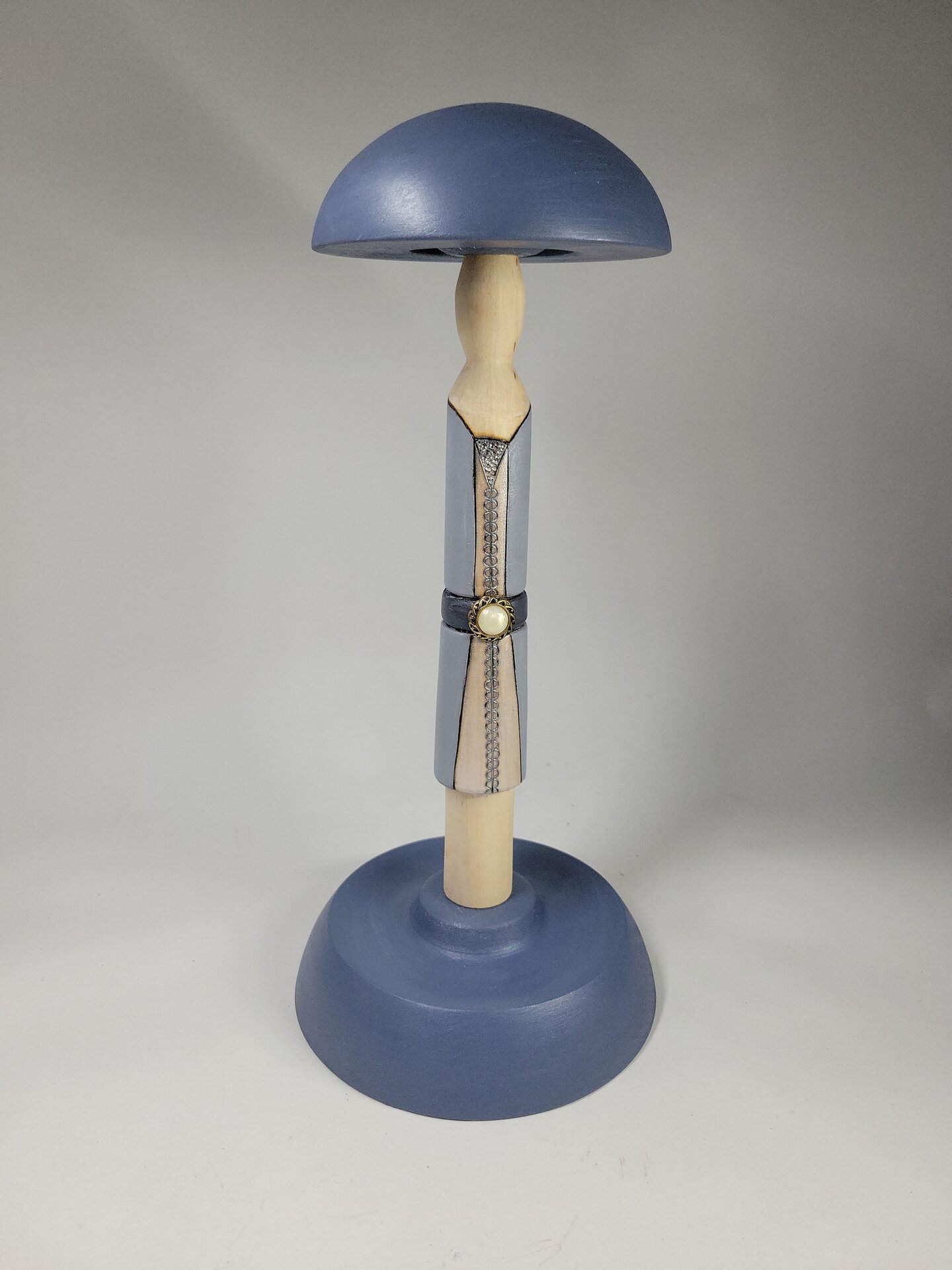 Flapper inspired wig stand