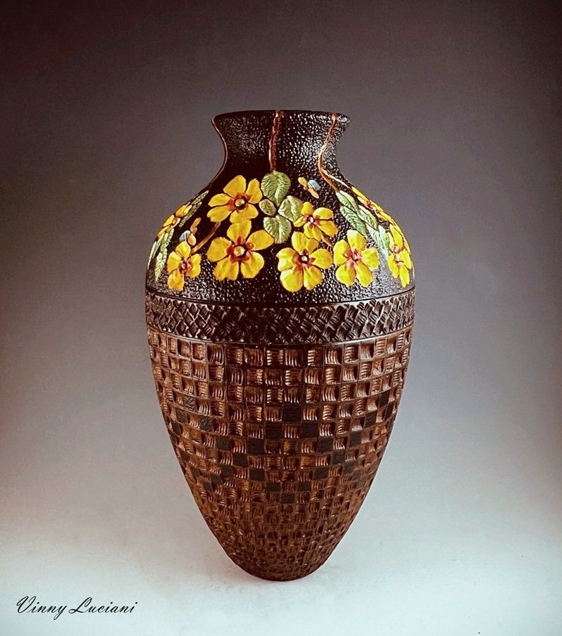 Flower basket/vase