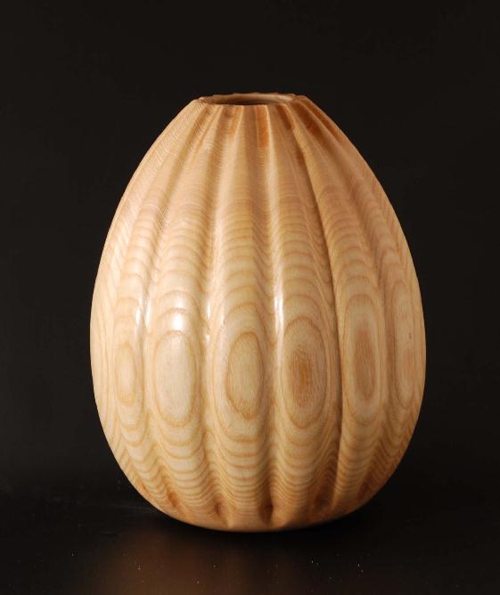 Fluted Ash Vase 5181