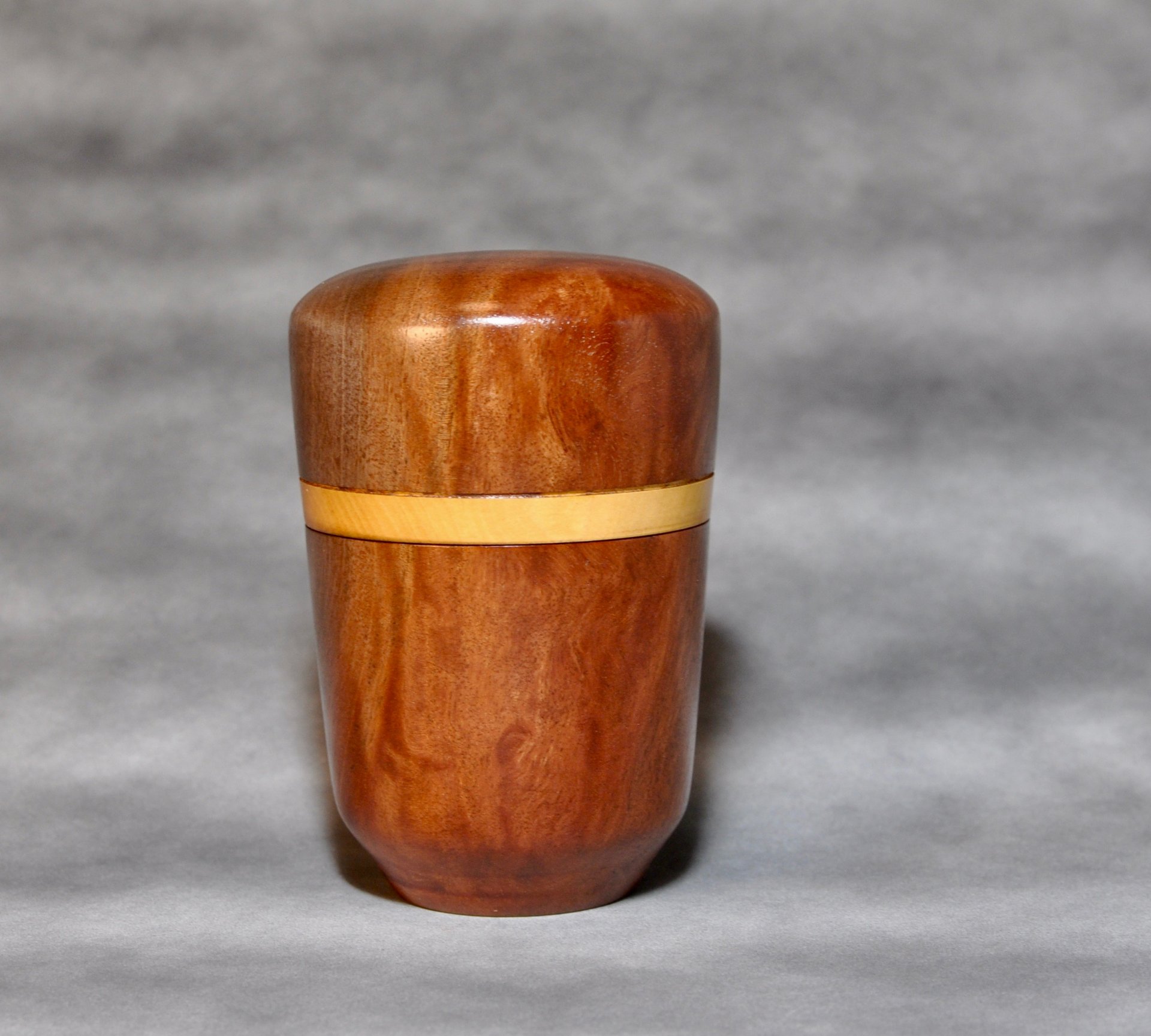 Hawaiian Ohia box with Boxwood insert