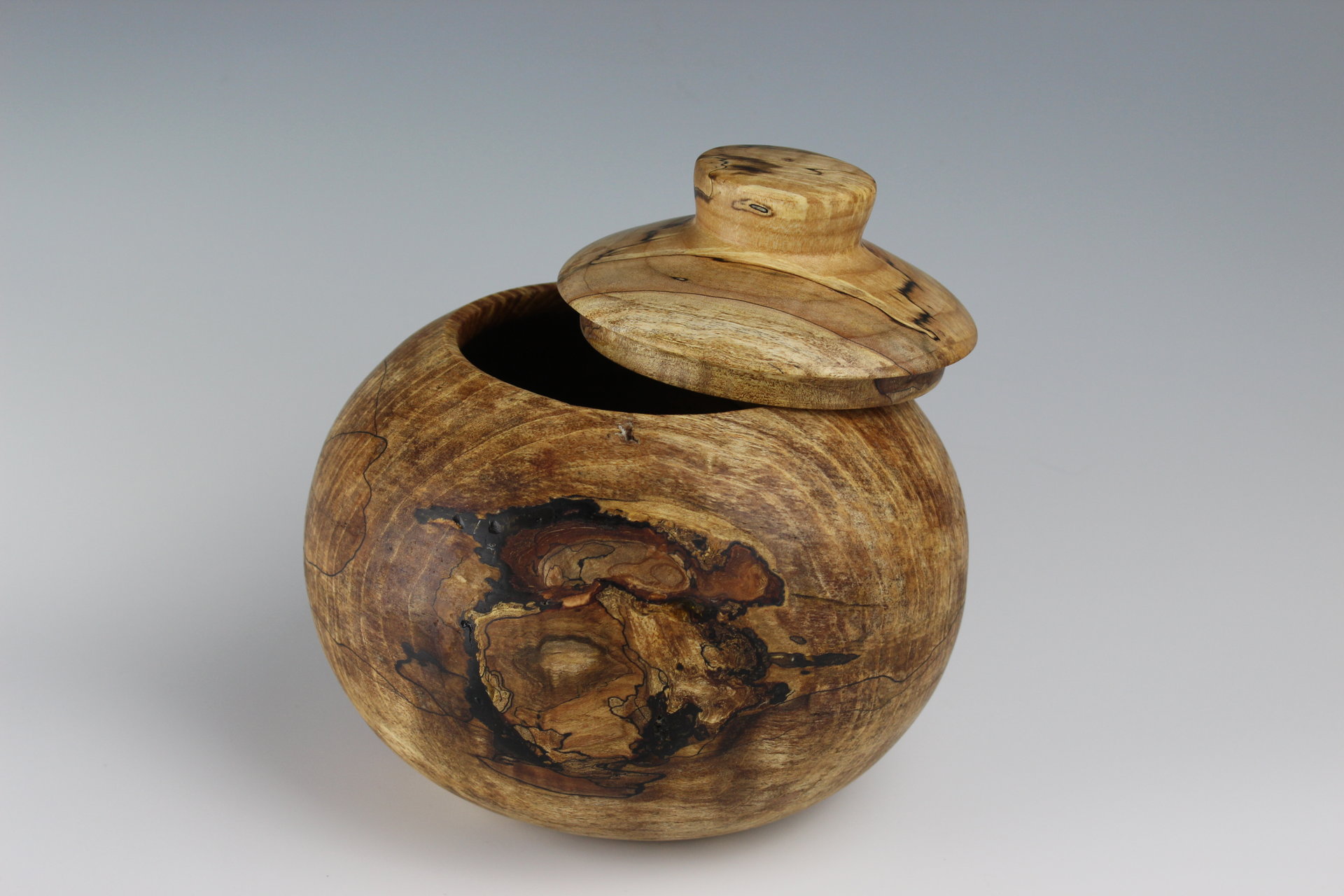 Hollow Form with Lid