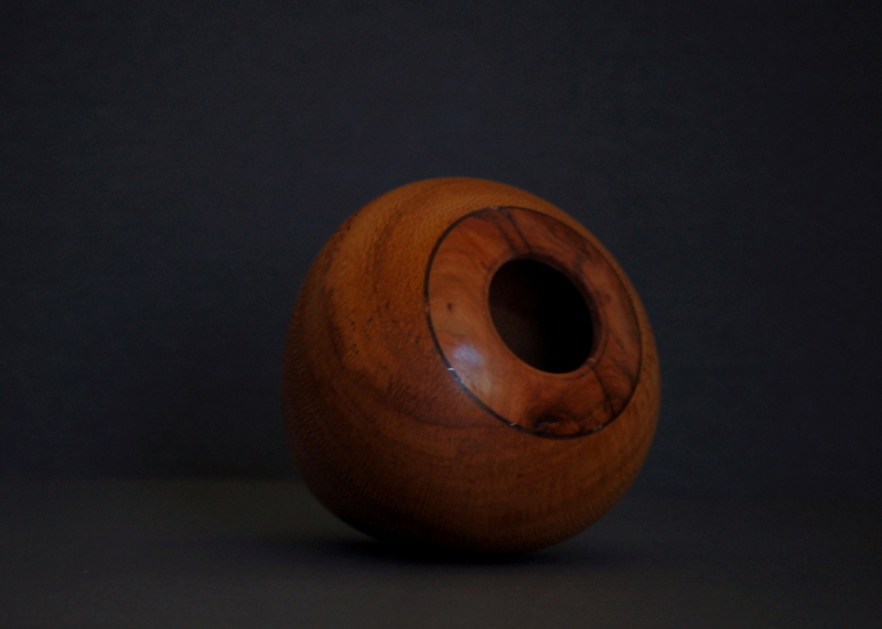 hollow vessel
