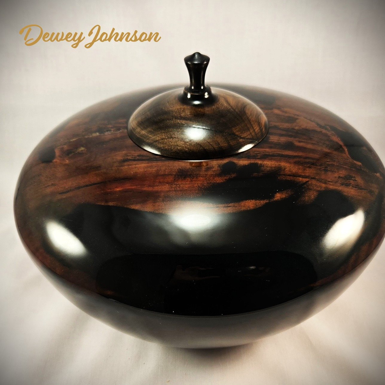 Hollowform with Lid