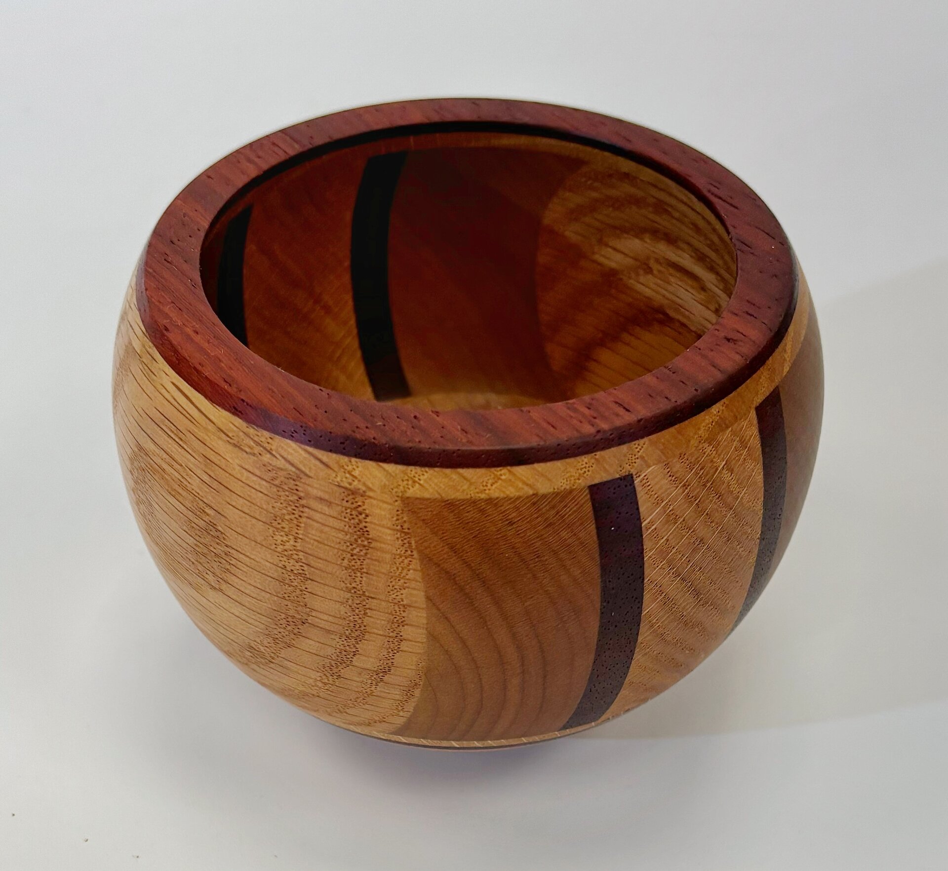 Laminated Ball Bowl