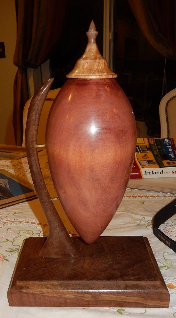 Lidded maple hollow form