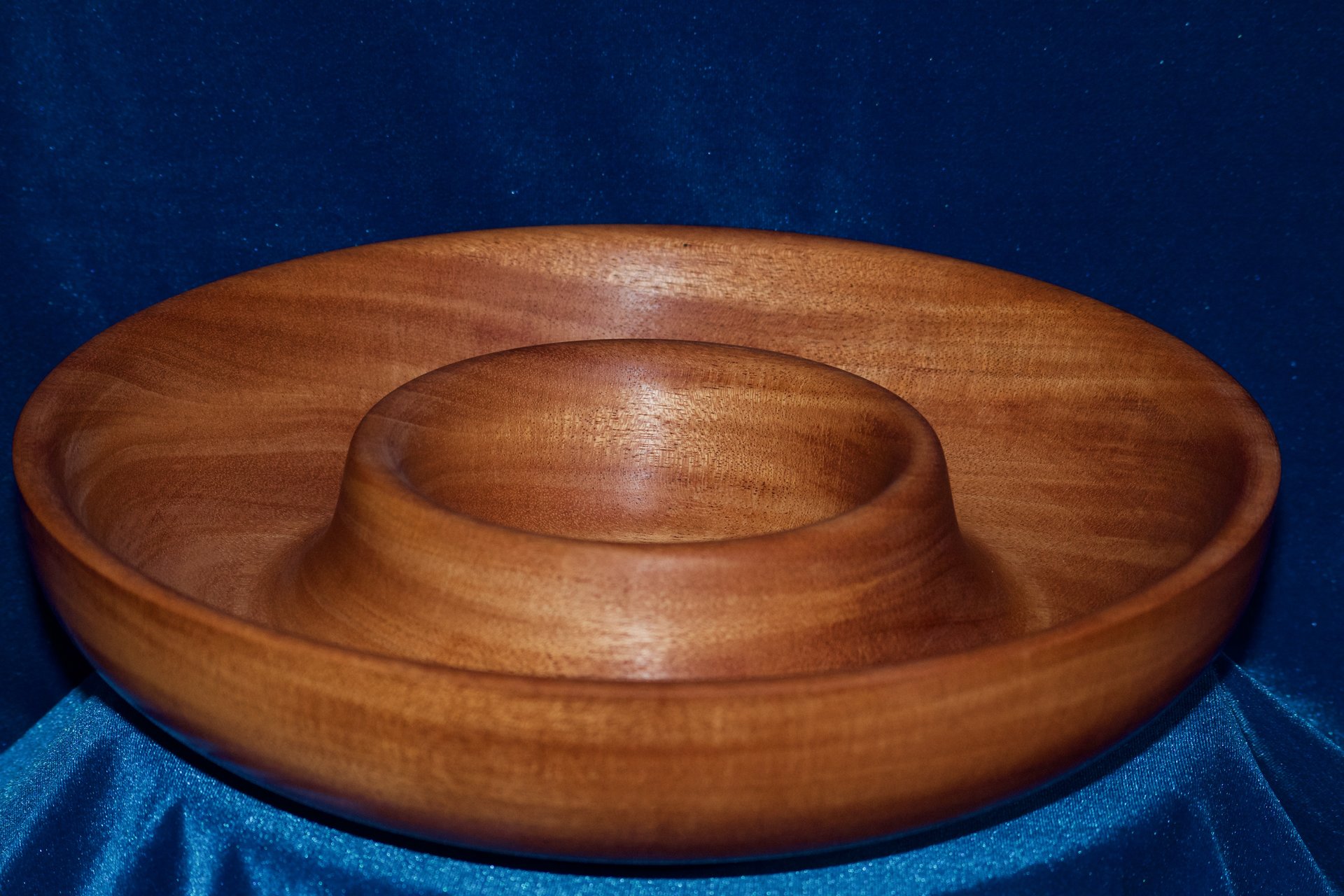 Mahogany Chip and Dip