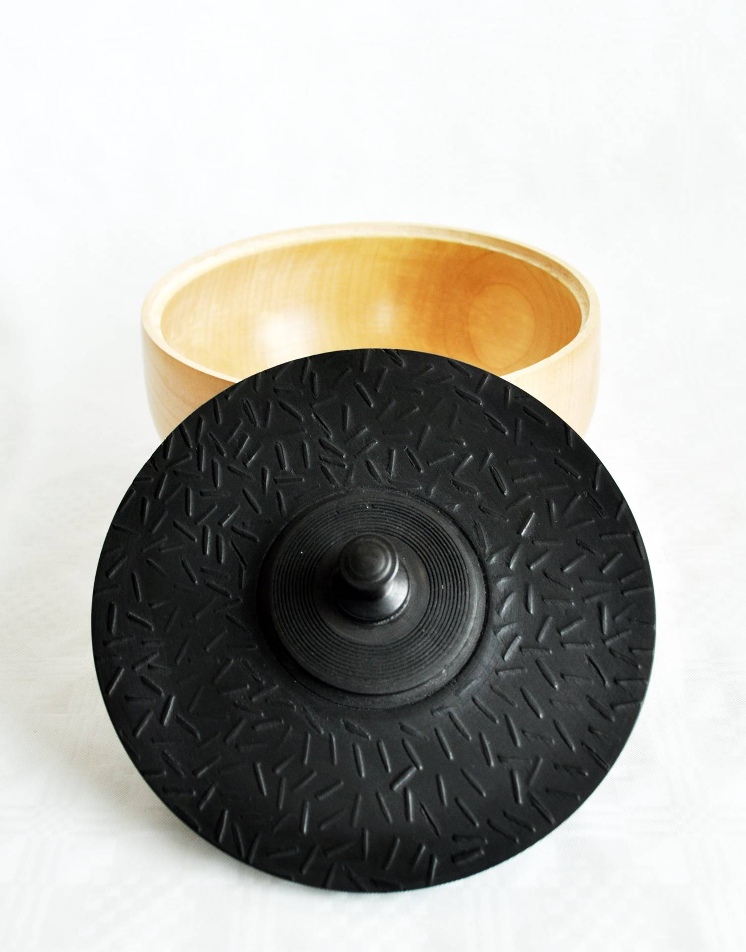 Maple container with 'ukibori' lid