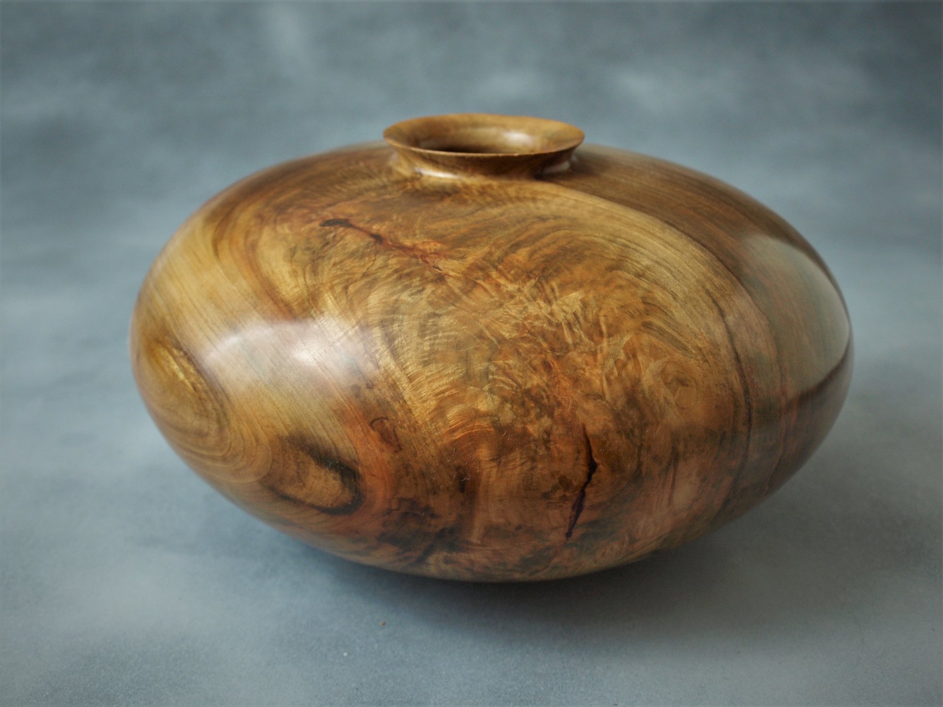 Maple hollow form