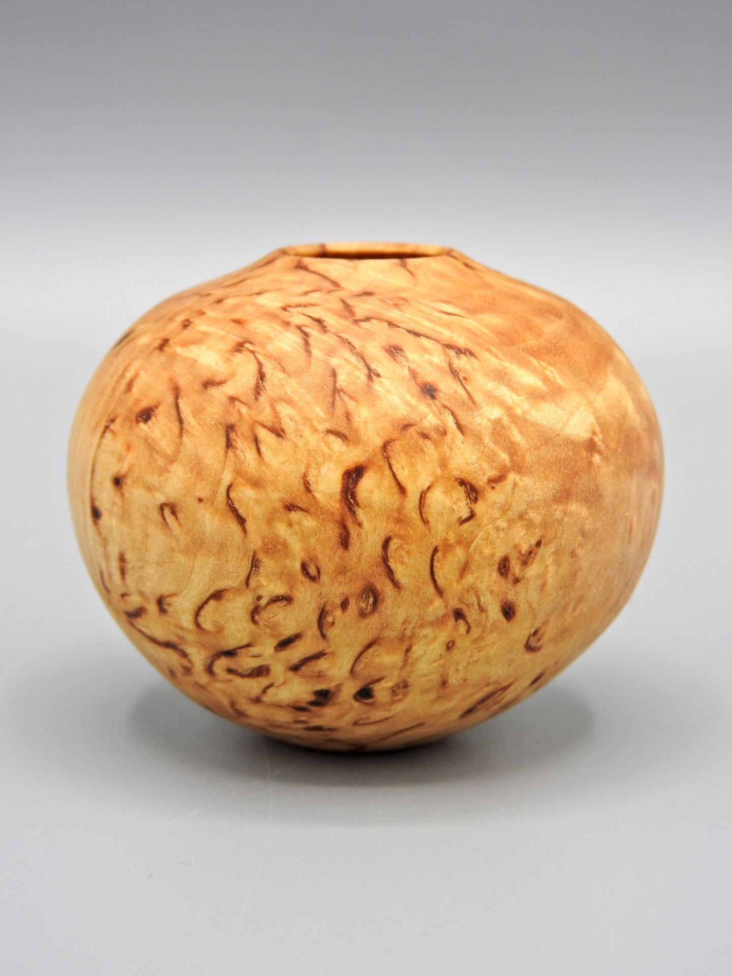 Masur Birch Hollow Vessel