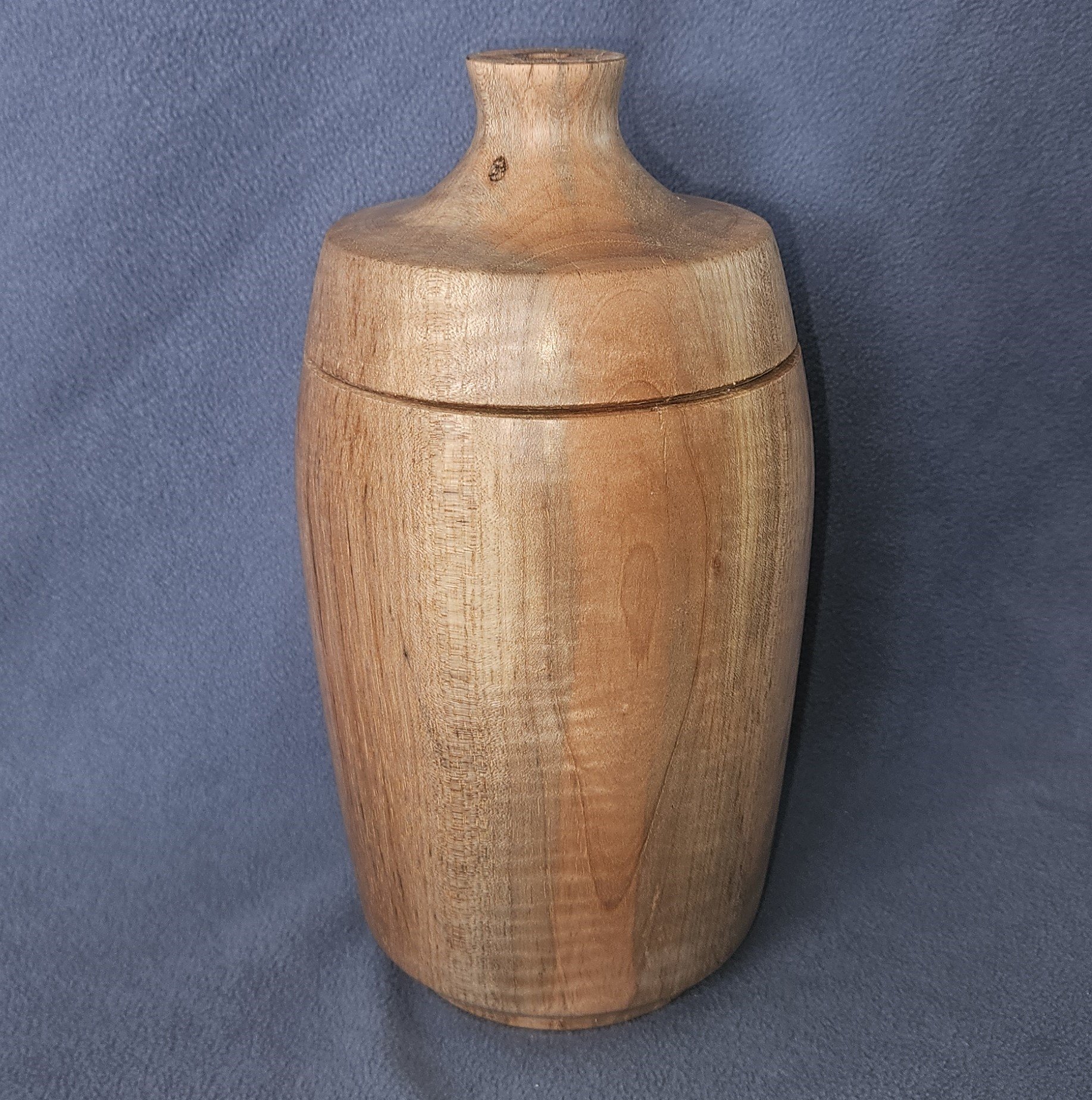 Medium sized urn