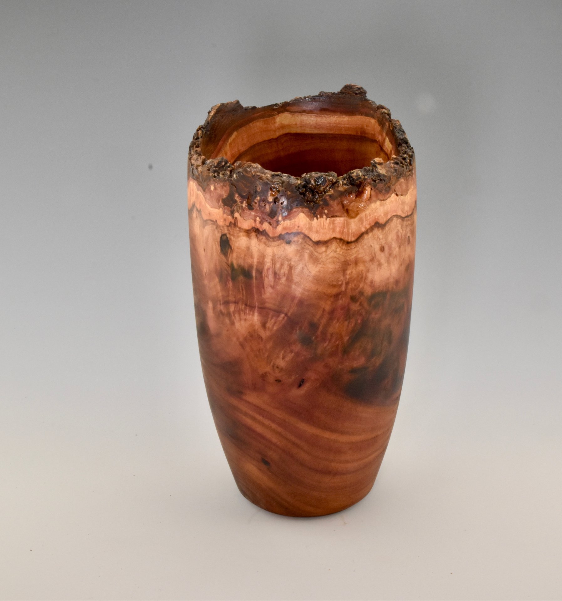 Milo burl vase