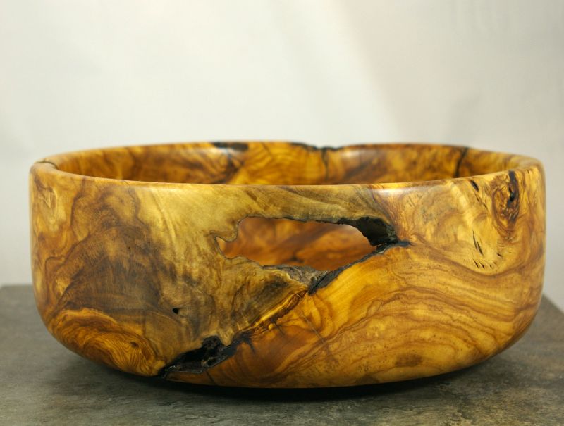 Mission Olive bowl side view