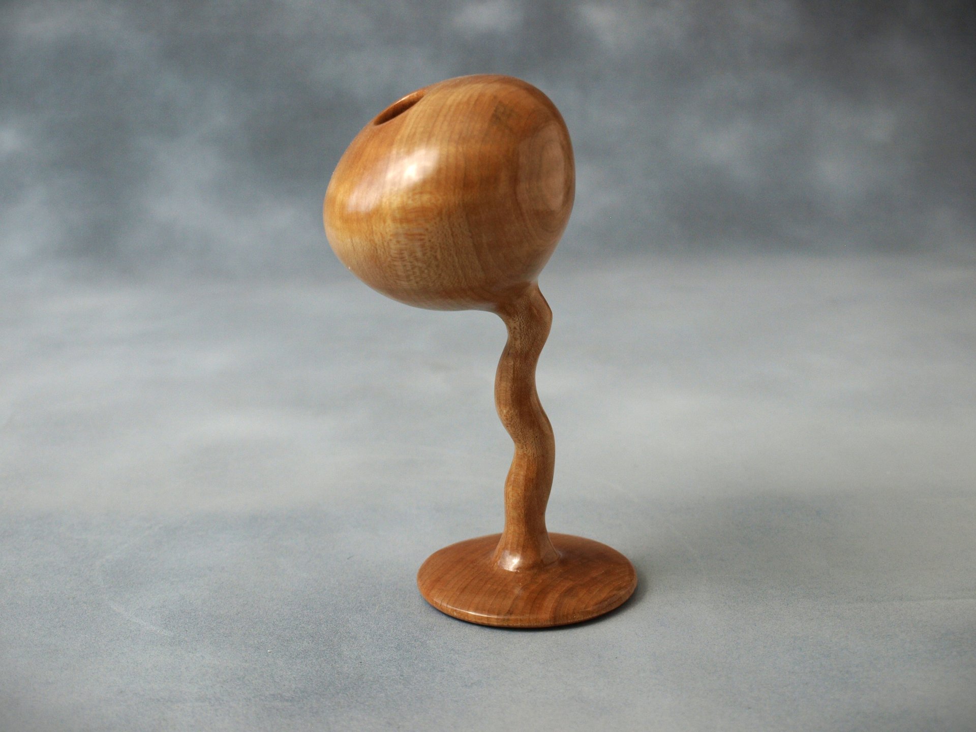 Multi-axis hollow form