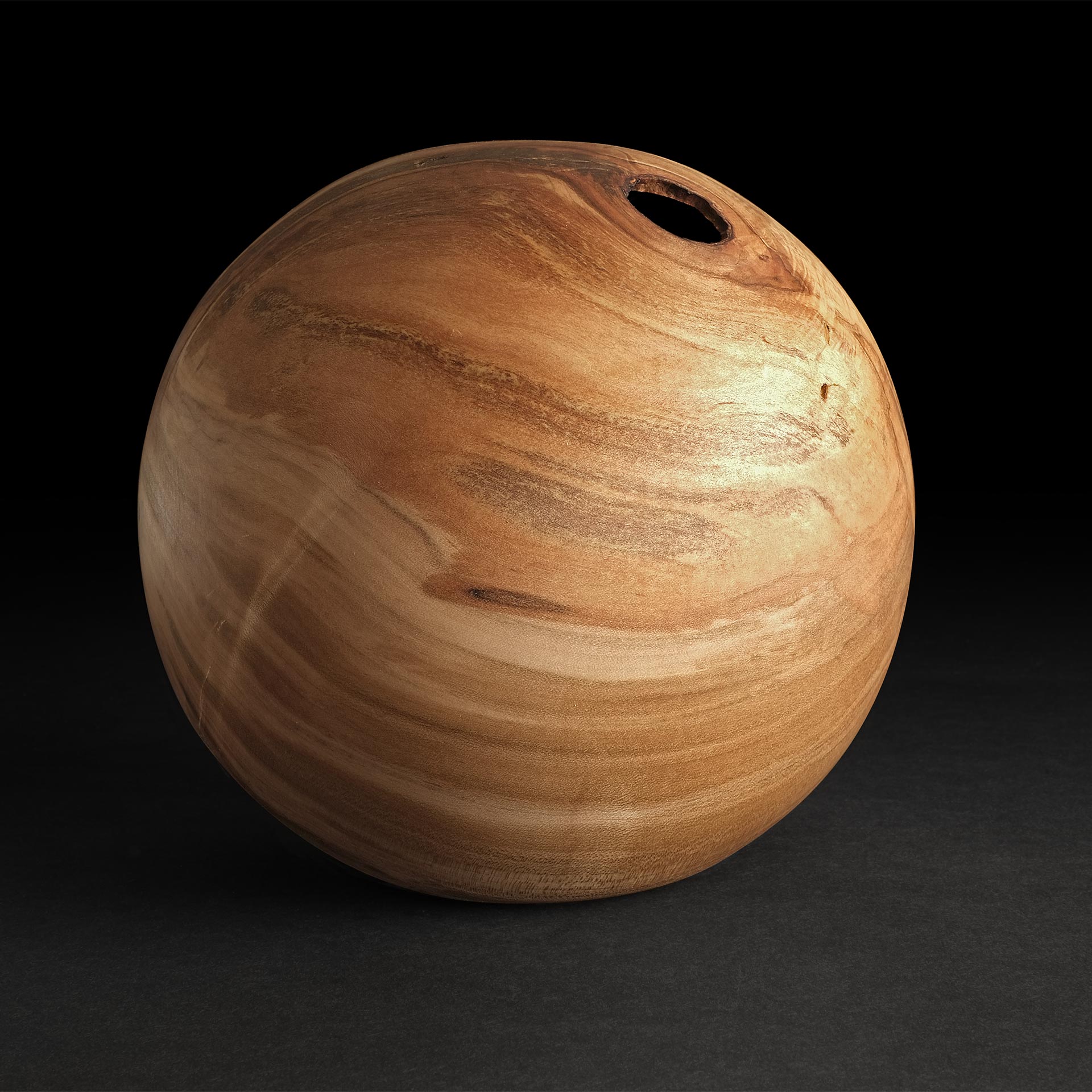 No Opening Hollow Form