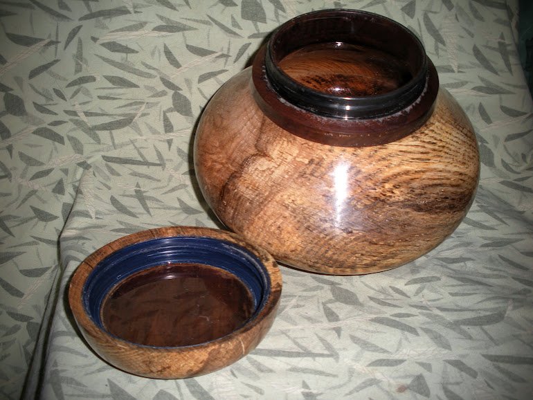 Oak and Walnut Box, you can see the threads here.