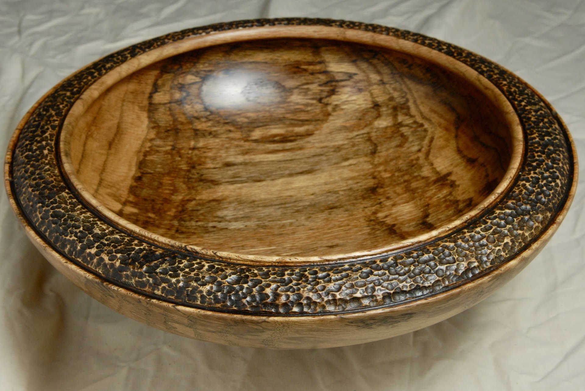 Oak shouldered bowl