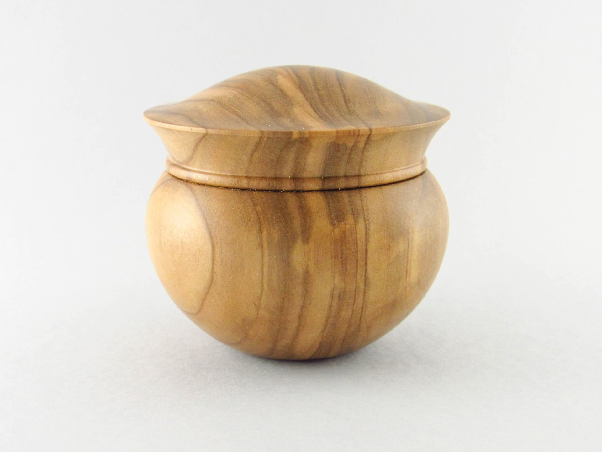Olive wood box