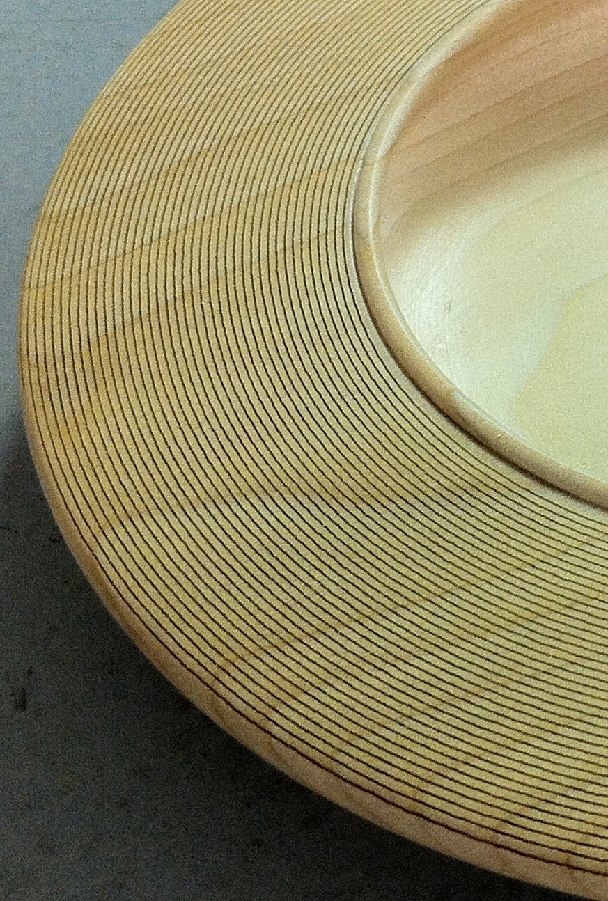 Poplar platter etched rim detail