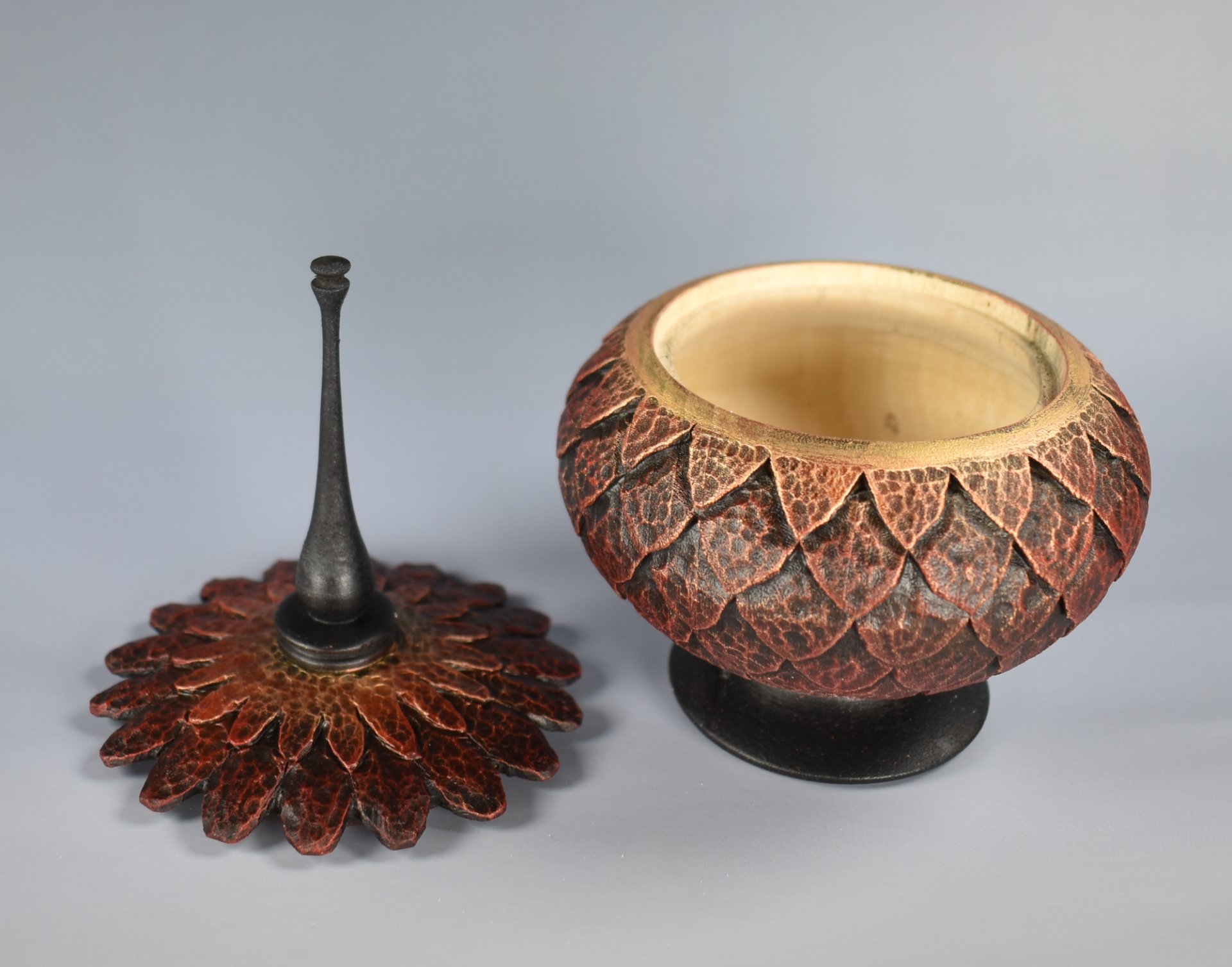 Red dragon scale box