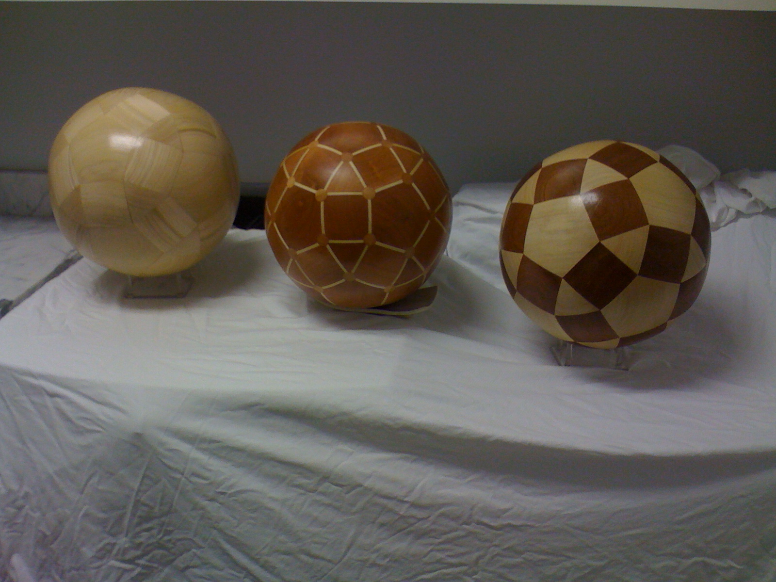 Rhombicosidododecahedrons