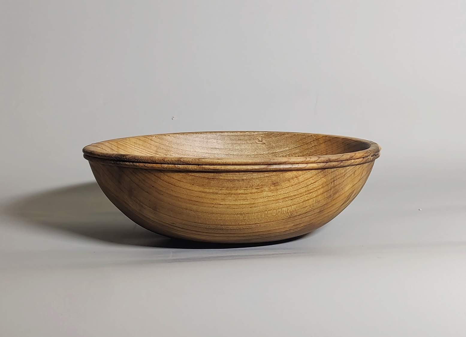 Round and Brown - Magnolia